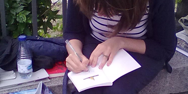 María Simavilla dedicándome "Claudia cumple su sueño"